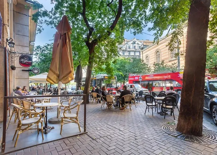 Super - New And Luxy - Quiet Sleep * Budapest